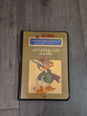 Disney Limited Gold Edition II An Officer and a Duck - VHS Walt Disney Cartoon